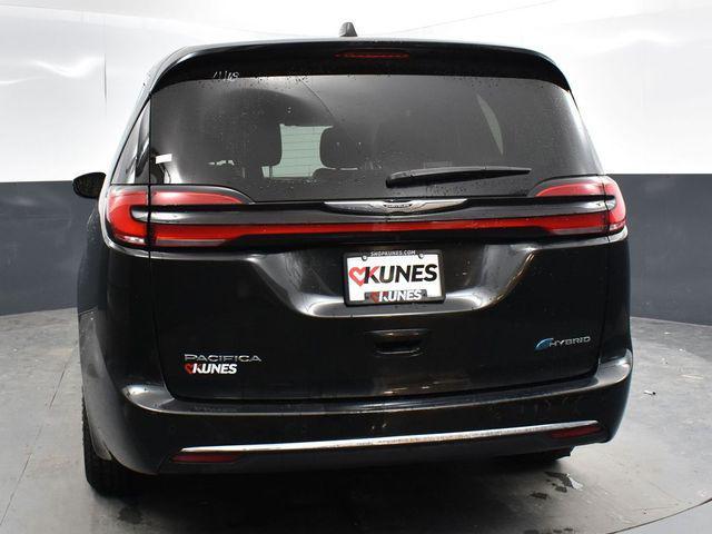 used 2022 Chrysler Pacifica Hybrid car, priced at $23,495