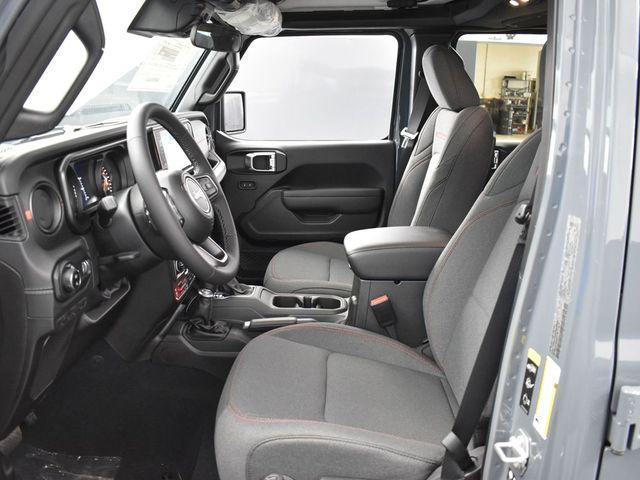 new 2025 Jeep Gladiator car, priced at $54,289