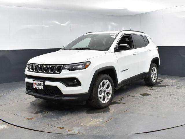 new 2025 Jeep Compass car, priced at $33,827