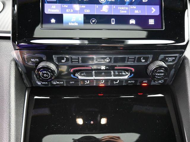 new 2025 Jeep Grand Cherokee car, priced at $44,225