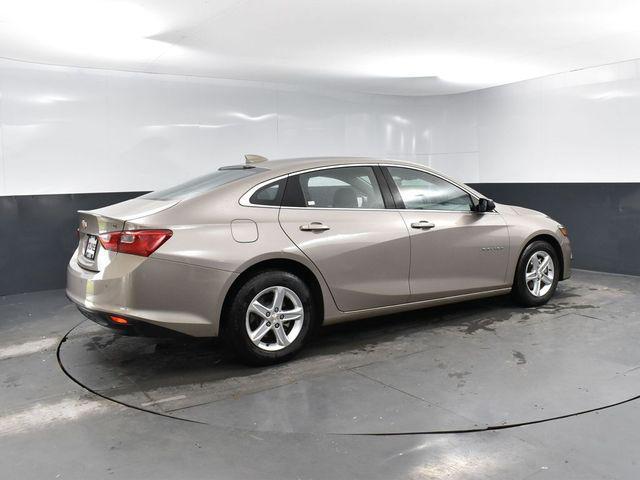 used 2024 Chevrolet Malibu car, priced at $19,999