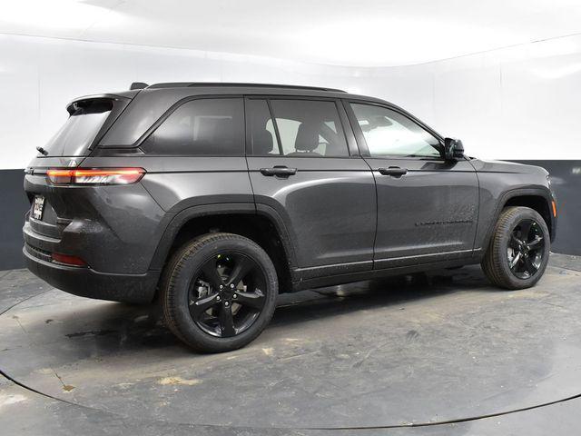 new 2025 Jeep Grand Cherokee car, priced at $52,155