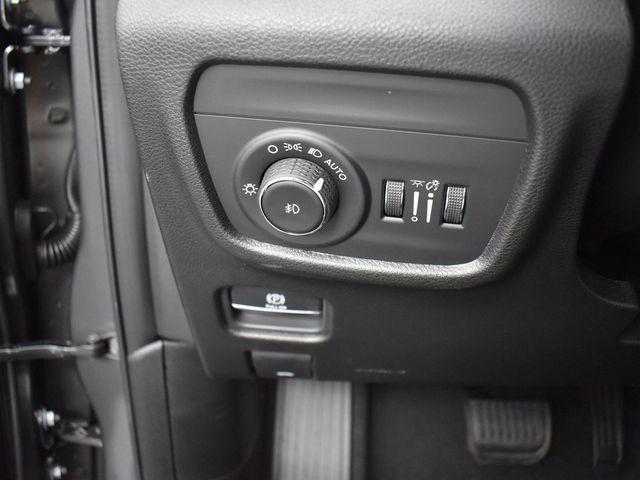 new 2025 Jeep Grand Cherokee car, priced at $50,081