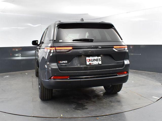new 2025 Jeep Grand Cherokee car, priced at $50,081