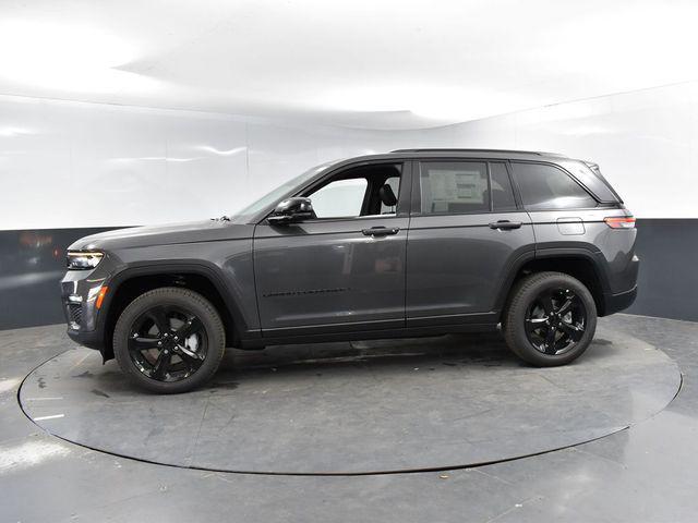 new 2025 Jeep Grand Cherokee car, priced at $50,081