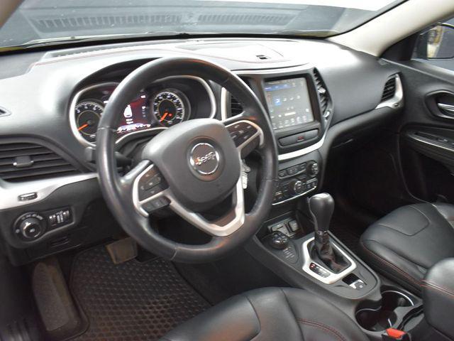 used 2015 Jeep Cherokee car, priced at $15,995