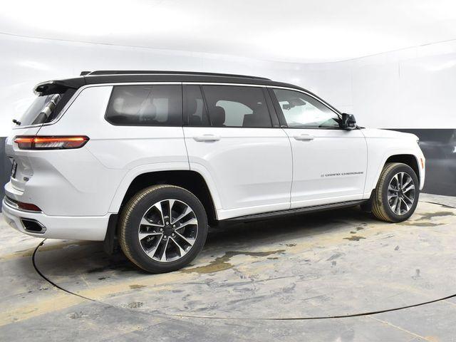 new 2024 Jeep Grand Cherokee L car, priced at $70,155