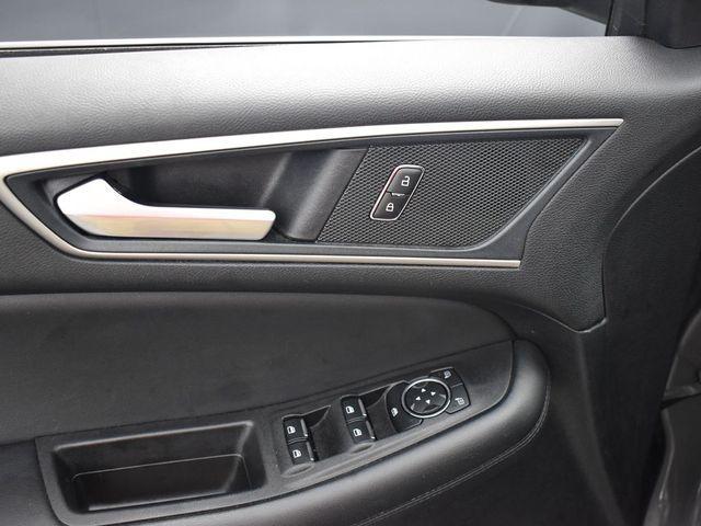 used 2024 Ford Edge car, priced at $23,368