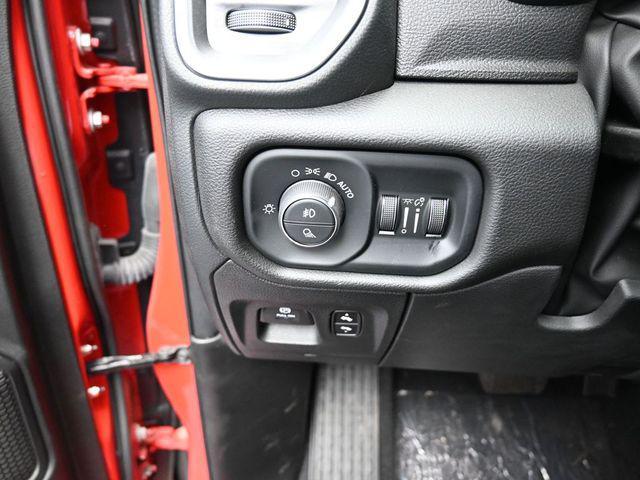 new 2025 Ram 1500 car, priced at $48,372