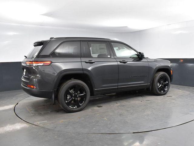 new 2025 Jeep Grand Cherokee car, priced at $45,387