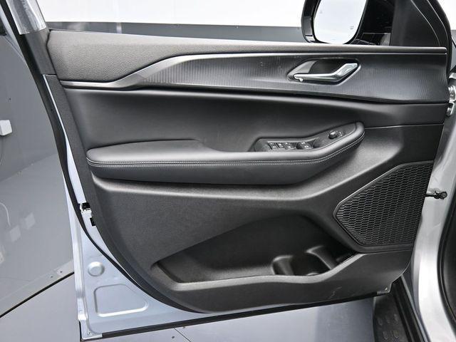new 2025 Jeep Grand Cherokee L car, priced at $45,818