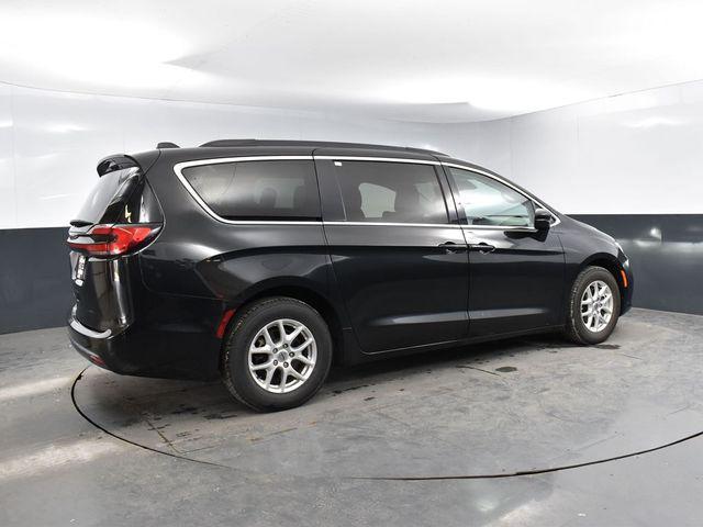 used 2022 Chrysler Pacifica car, priced at $21,796