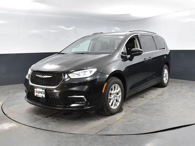 used 2022 Chrysler Pacifica car, priced at $21,796
