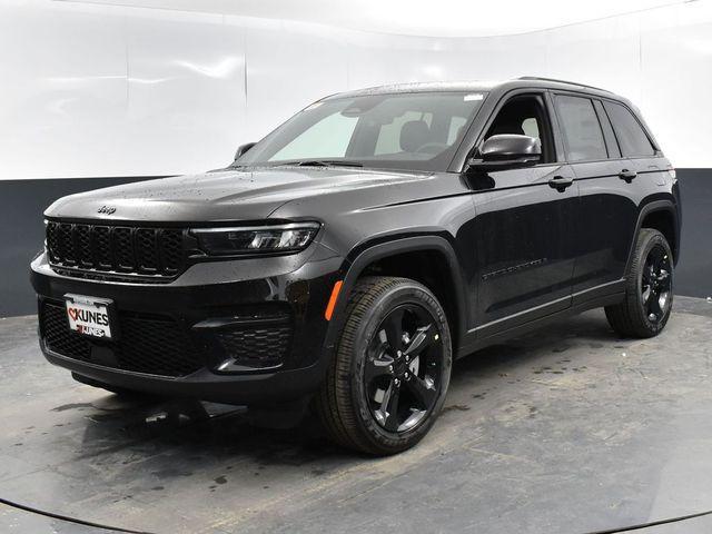 new 2025 Jeep Grand Cherokee car, priced at $43,801