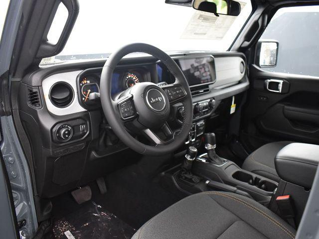 new 2025 Jeep Gladiator car, priced at $49,913