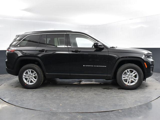 new 2025 Jeep Grand Cherokee car, priced at $37,063