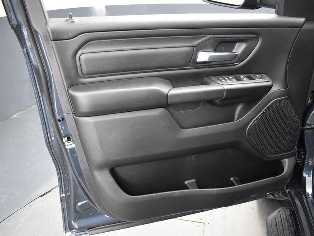 new 2025 Ram 1500 car, priced at $51,721