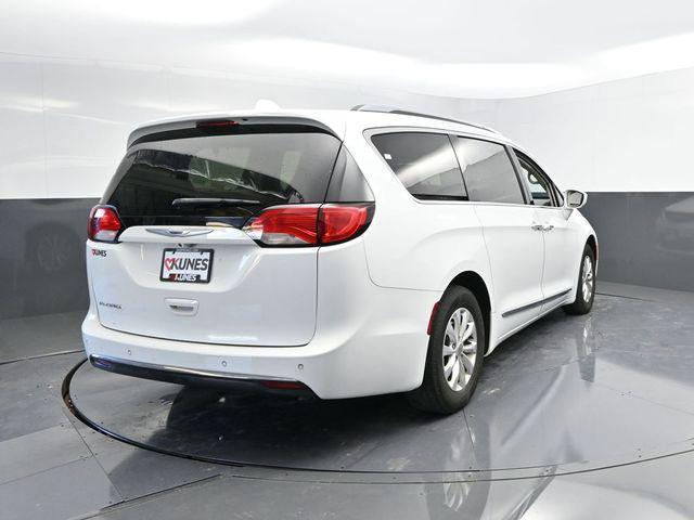 used 2019 Chrysler Pacifica car, priced at $11,572