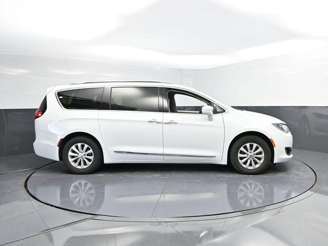 used 2019 Chrysler Pacifica car, priced at $11,572