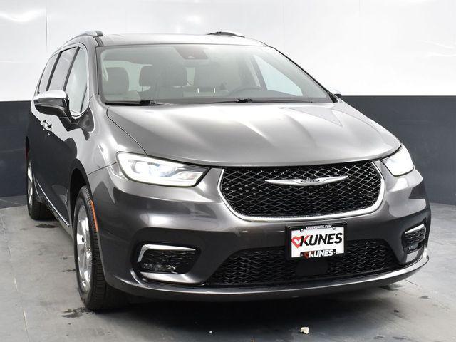 used 2021 Chrysler Pacifica car, priced at $29,250