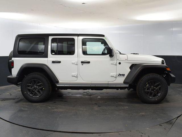 new 2025 Jeep Wrangler car, priced at $45,674