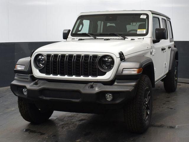 new 2025 Jeep Wrangler car, priced at $45,674