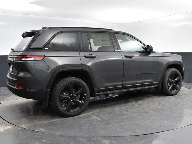 new 2025 Jeep Grand Cherokee car, priced at $44,933