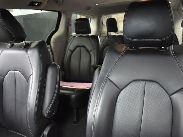 used 2023 Chrysler Pacifica car, priced at $23,225