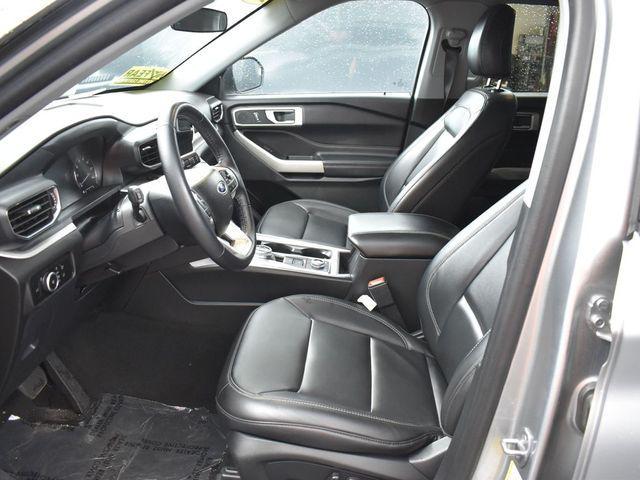 used 2023 Ford Explorer car, priced at $30,900