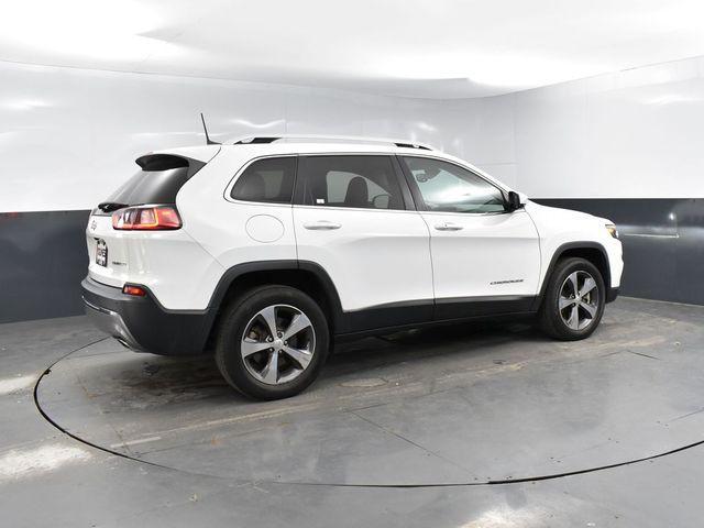 used 2020 Jeep Cherokee car, priced at $17,627