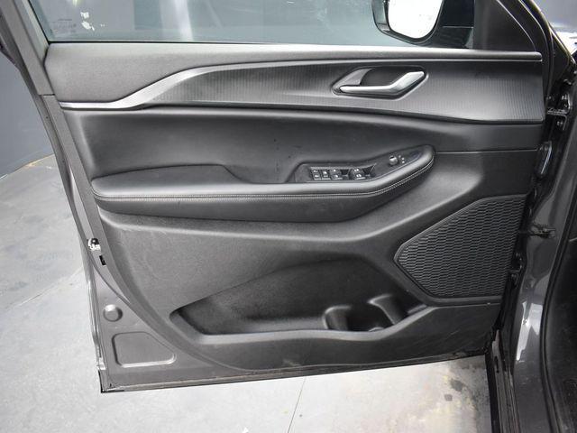 used 2024 Jeep Grand Cherokee L car, priced at $33,544