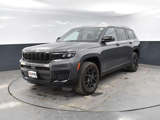 used 2024 Jeep Grand Cherokee L car, priced at $33,544