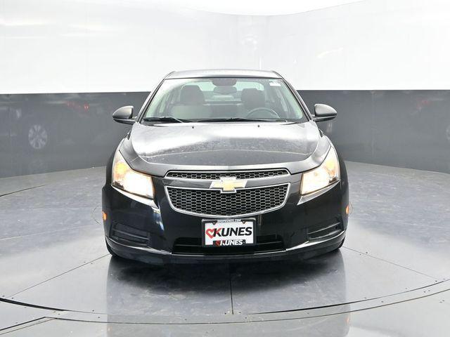 used 2014 Chevrolet Cruze car, priced at $8,999