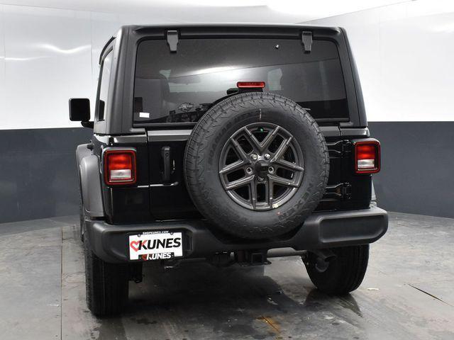 new 2025 Jeep Wrangler car, priced at $44,356