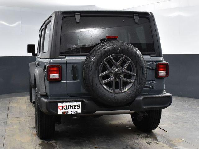 new 2025 Jeep Wrangler car, priced at $46,801