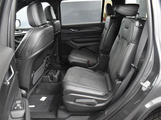 new 2025 Jeep Grand Cherokee L car, priced at $45,619