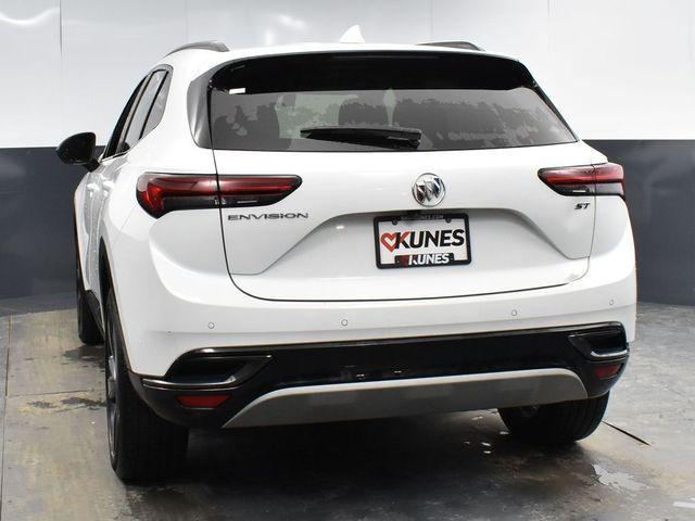 used 2023 Buick Envision car, priced at $20,267