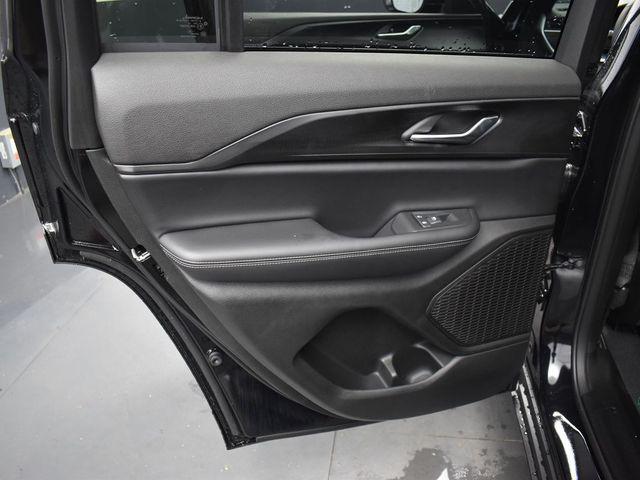 new 2025 Jeep Grand Cherokee car, priced at $44,520