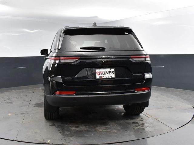 new 2025 Jeep Grand Cherokee car, priced at $44,520