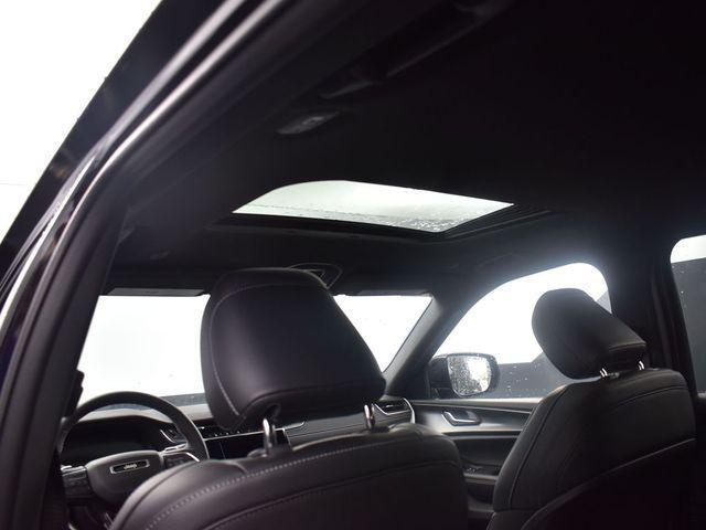 new 2025 Jeep Grand Cherokee car, priced at $44,520