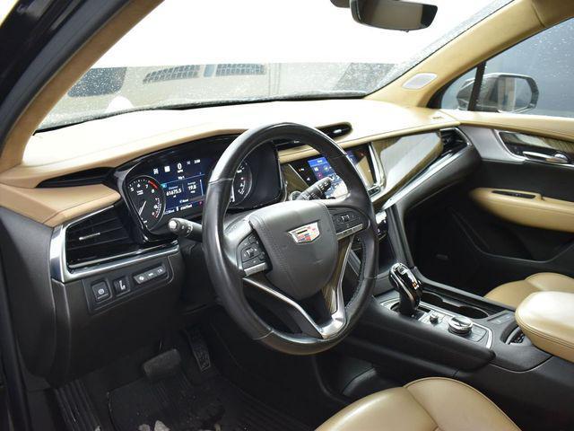 used 2022 Cadillac XT6 car, priced at $30,843