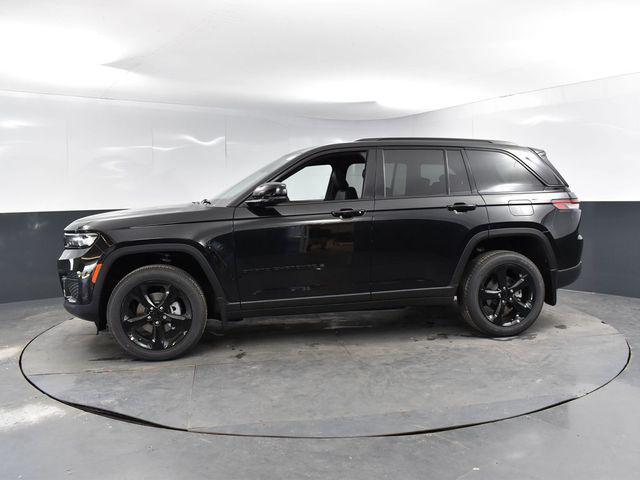 new 2025 Jeep Grand Cherokee car, priced at $46,381