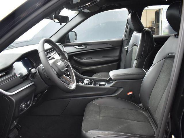 new 2025 Jeep Grand Cherokee car, priced at $46,381