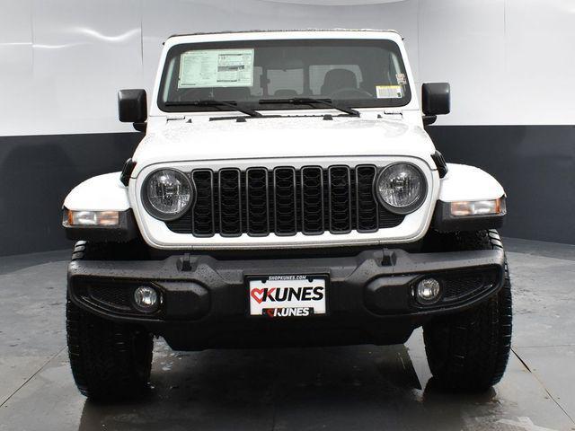 new 2025 Jeep Gladiator car, priced at $41,445