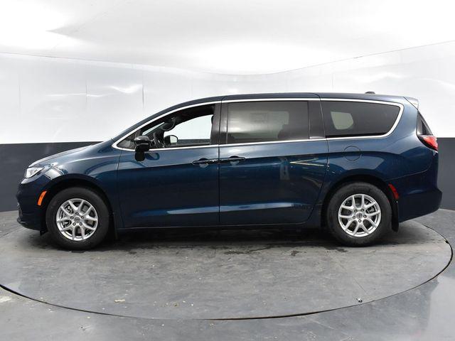 new 2025 Chrysler Pacifica car, priced at $39,854