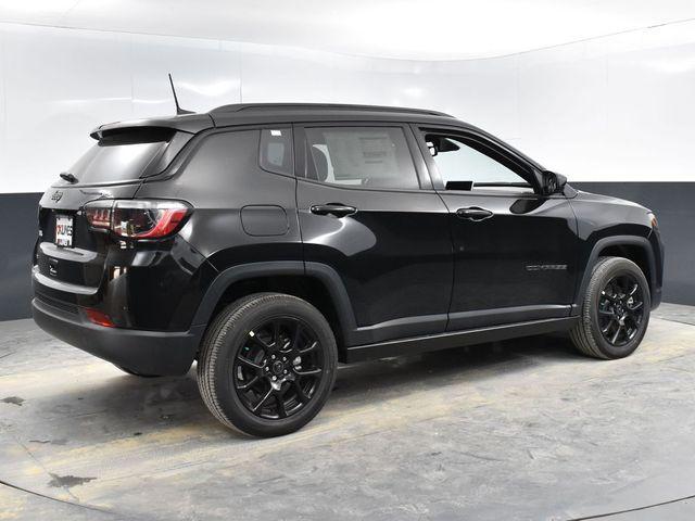 new 2025 Jeep Compass car, priced at $39,250