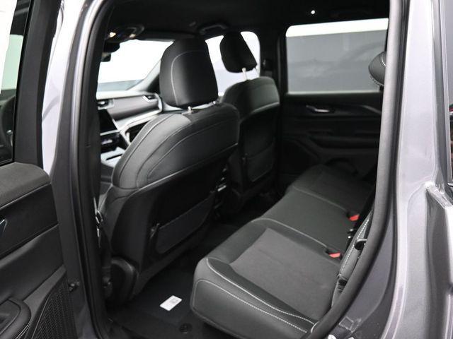 new 2025 Jeep Grand Cherokee car, priced at $36,034