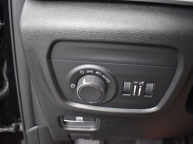 new 2025 Jeep Grand Cherokee car, priced at $45,015