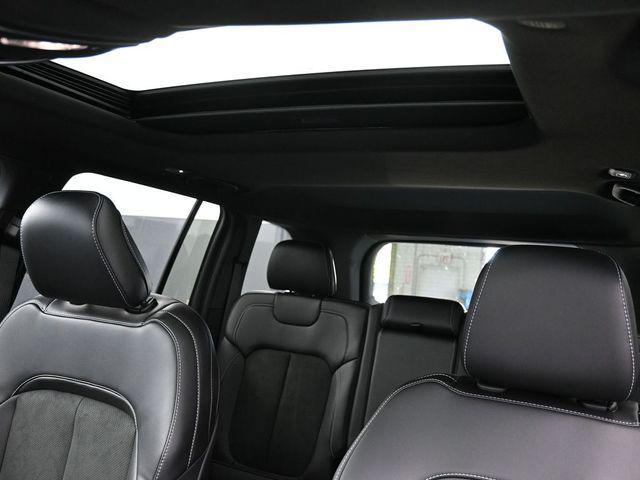 new 2025 Jeep Grand Cherokee car, priced at $42,150