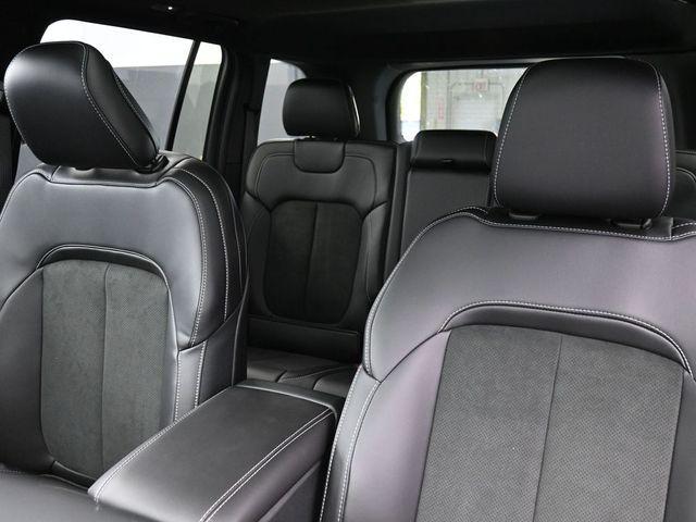 new 2025 Jeep Grand Cherokee car, priced at $42,150